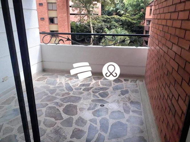 Apartamento de 3 alcobas en venta en El Poblado, Medellín, 145 m² · foto 10 de 19