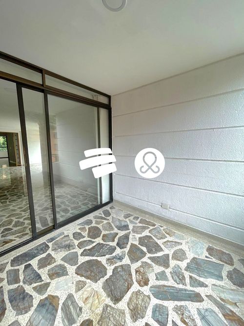 Apartamento de 3 alcobas en venta en El Poblado, Medellín, 145 m² · foto 12 de 19