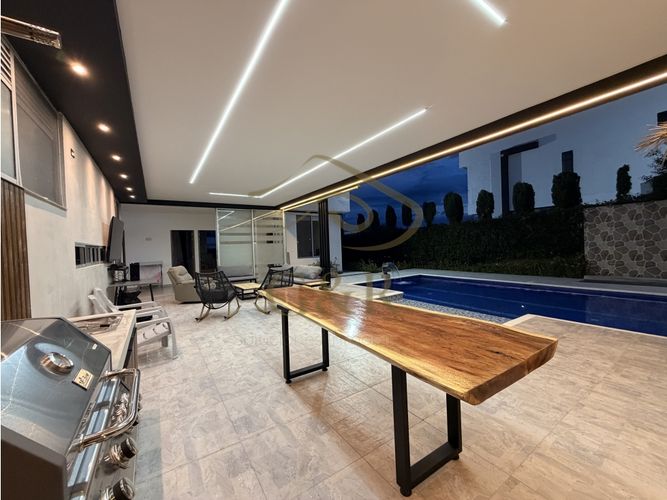 Casa de 4 alcobas en venta en La Yé, Armenia, 320 m² · foto 5 de 24