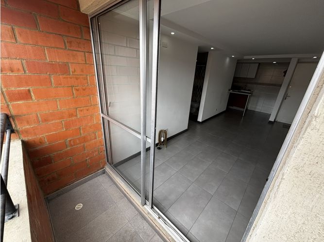Apartamento de 3 alcobas en venta en La Prosperidad, Madrid, 63 m² · foto 4 de 16
