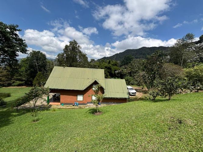 Finca en venta en La Ceja, 200 m² · foto 2 de 17