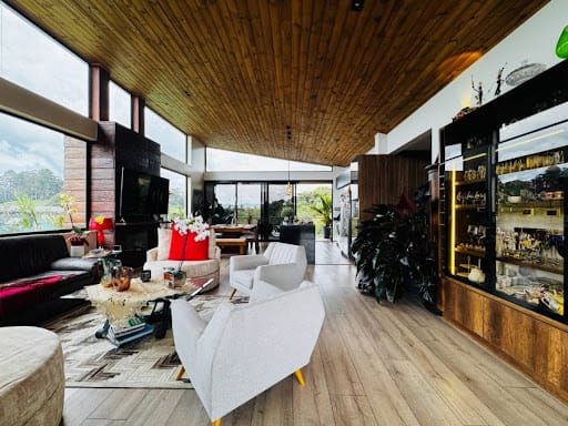 Casa de 4 alcobas en venta en El Porvenir, Rionegro, 298 m² · foto 7 de 24