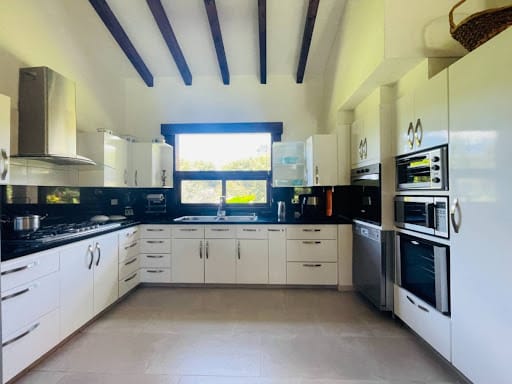 Casa de 4 alcobas en venta en Lomitas, La Ceja, 350 m² · foto 8 de 24