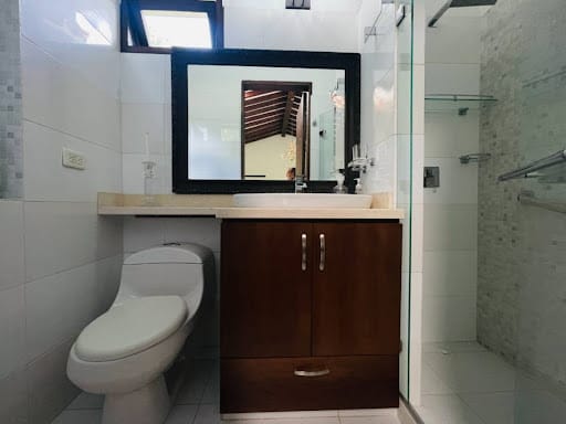 Casa de 4 alcobas en venta en Lomitas, La Ceja, 350 m² · foto 10 de 24