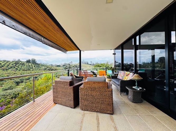 Casa de 4 alcobas en venta en El Porvenir, Rionegro, 298 m² · foto 12 de 24