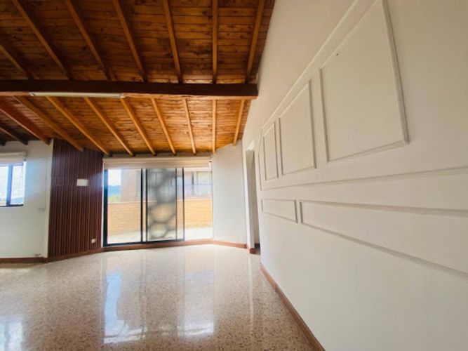 Apartamento de 4 alcobas en venta en La Ceja, 157 m² · foto 2 de 14