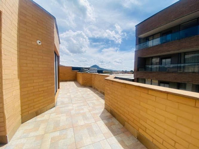 Apartamento de 4 alcobas en venta en La Ceja, 157 m² · foto 4 de 14