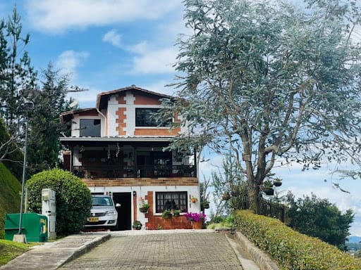 Casa de 3 alcobas en venta en La Ceja, 270 m² · foto 13 de 24