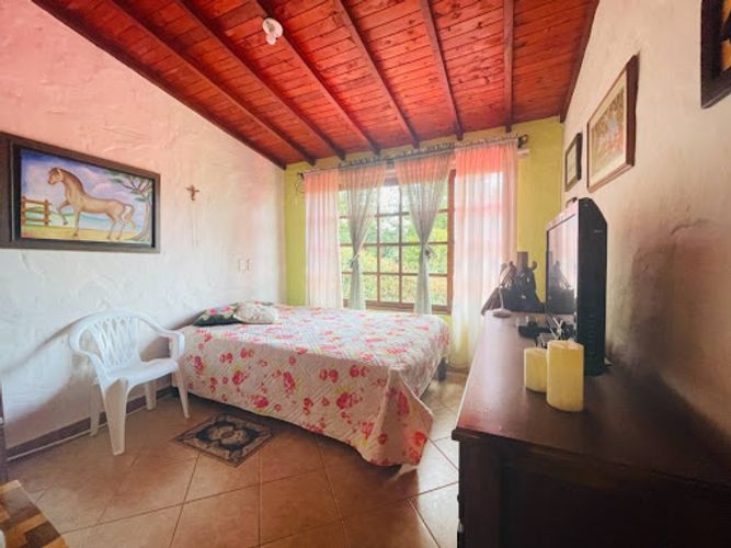 Casa de 3 alcobas en venta en La Ceja, 270 m² · foto 16 de 24