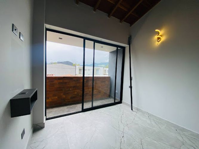 Casa de 3 alcobas en venta en La Ceja, 120 m² · foto 9 de 21