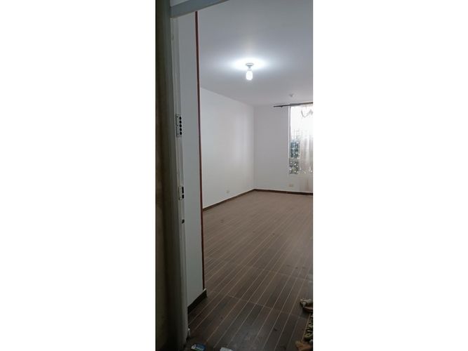Apartamento de 3 alcobas en venta en Hato Sector Ii, Funza, 63 m² · foto 2 de 17