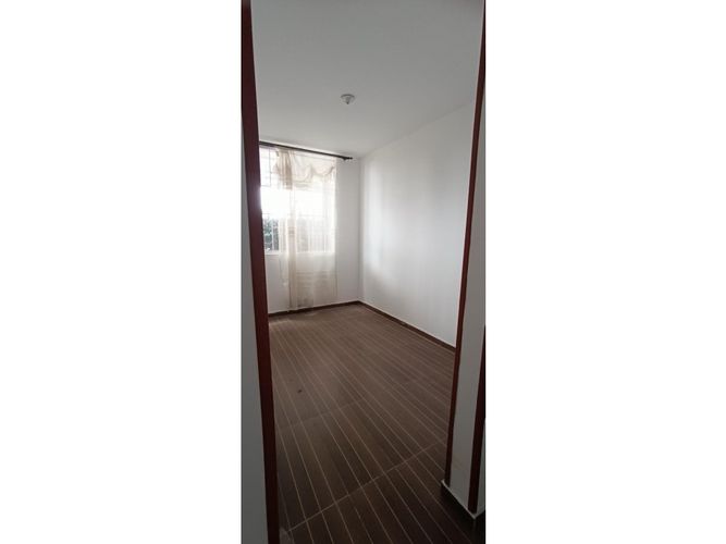 Apartamento de 3 alcobas en venta en Hato Sector Ii, Funza, 63 m² · foto 9 de 17