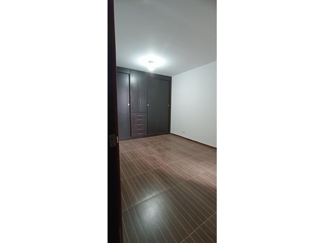 Apartamento de 3 alcobas en venta en Hato Sector Ii, Funza, 63 m² · foto 10 de 17