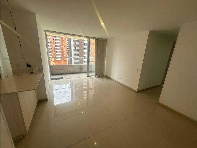 Apartamento de 3 alcobas en arriendo en Prados De Sabaneta, Sabaneta, 90 m² · foto 4 de 24