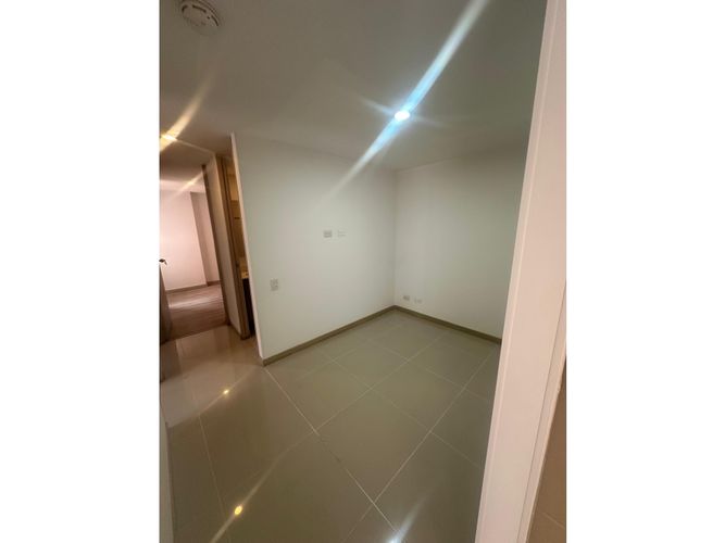 Apartamento de 3 alcobas en arriendo en Prados De Sabaneta, Sabaneta, 90 m² · foto 9 de 24