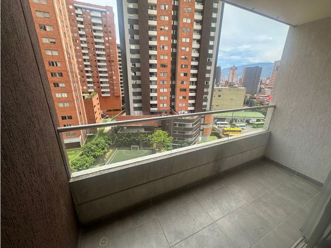 Apartamento de 3 alcobas en arriendo en Prados De Sabaneta, Sabaneta, 90 m² · foto 10 de 24