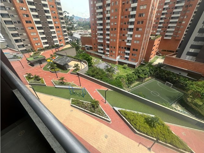 Apartamento de 3 alcobas en arriendo en Prados De Sabaneta, Sabaneta, 90 m² · foto 11 de 24