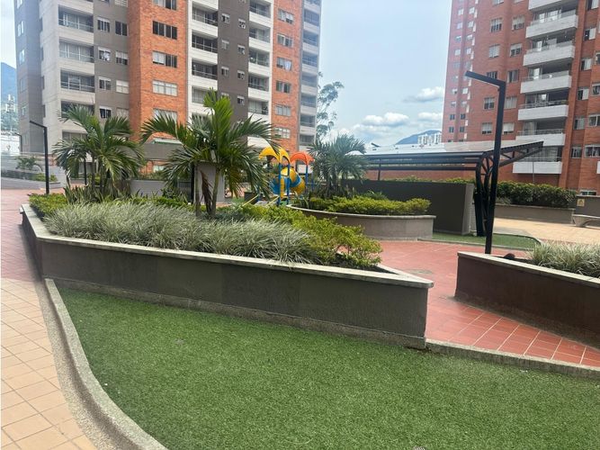 Apartamento de 3 alcobas en arriendo en Prados De Sabaneta, Sabaneta, 90 m² · foto 22 de 24