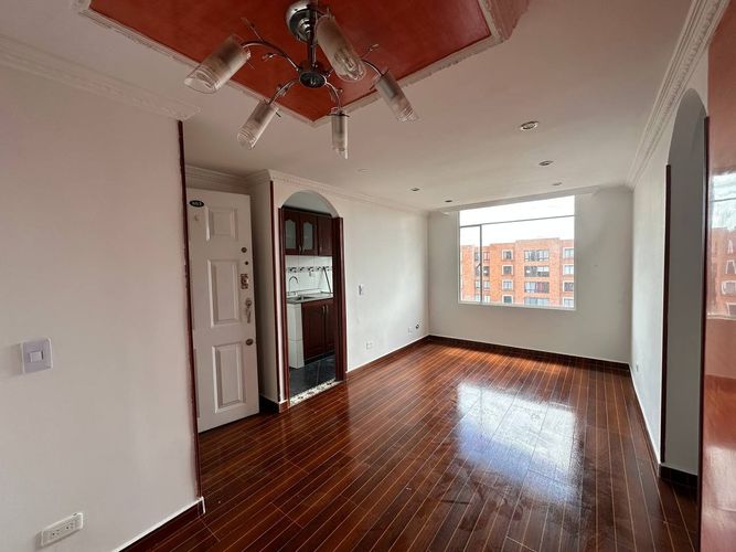 Apartamento de 2 alcobas en venta en Uaecd 007, Soacha, 42 m² · foto 4 de 11
