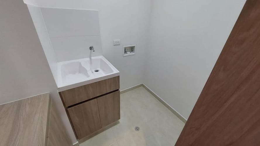 Apartamento de 2 alcobas en venta en Fontibon, Bogotá, 63 m² · foto 14 de 24