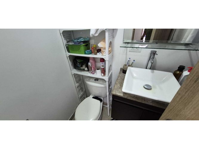 Apartamento de 3 alcobas en venta en San Juan Bautista, Itagüí, 78 m² · foto 11 de 16