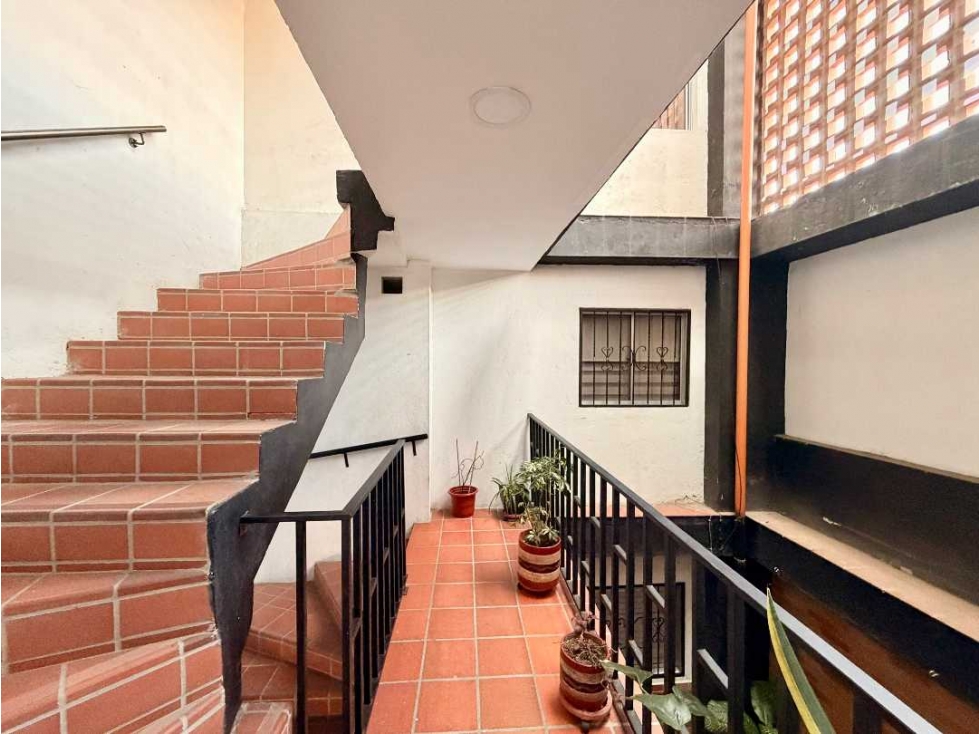 Apartamento en venta en La América, Medellín · foto 3 de 12
