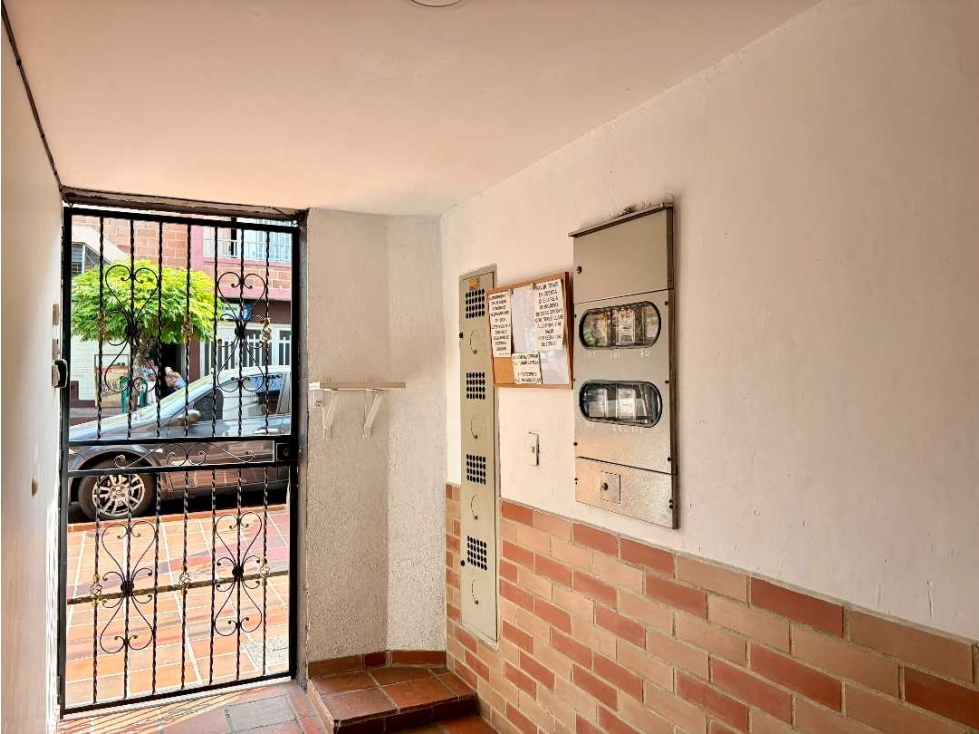 Apartamento en venta en La América, Medellín · foto 4 de 12