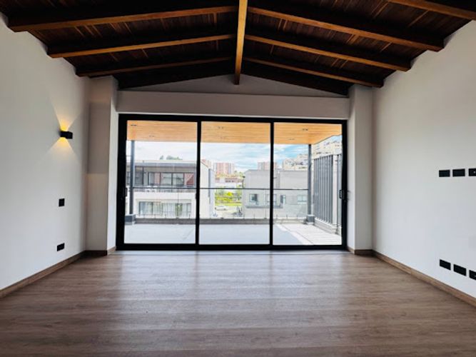 Casa de 4 alcobas en venta en El Porvenir, Rionegro, 253 m² · foto 16 de 24