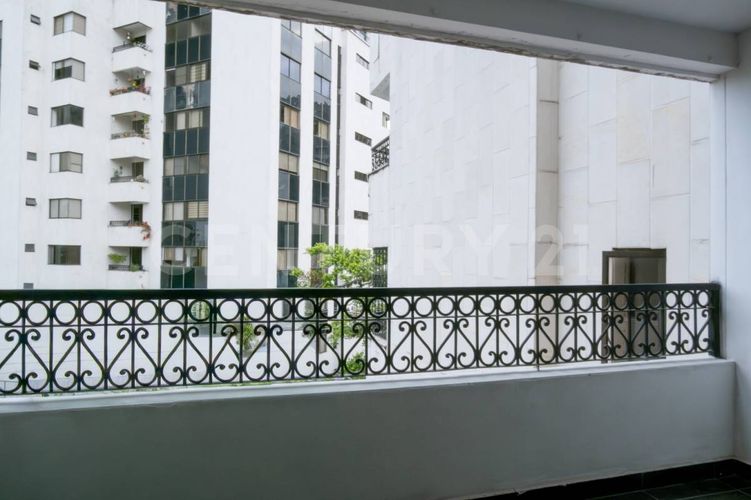 Apartamento de 3 alcobas en venta en San Fernando Viejo, Cali, 227 m² · foto 5 de 22