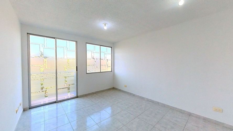 Apartamento de 3 alcobas en venta en Senderos Del Lili, Cali, 58 m² · foto 2 de 19