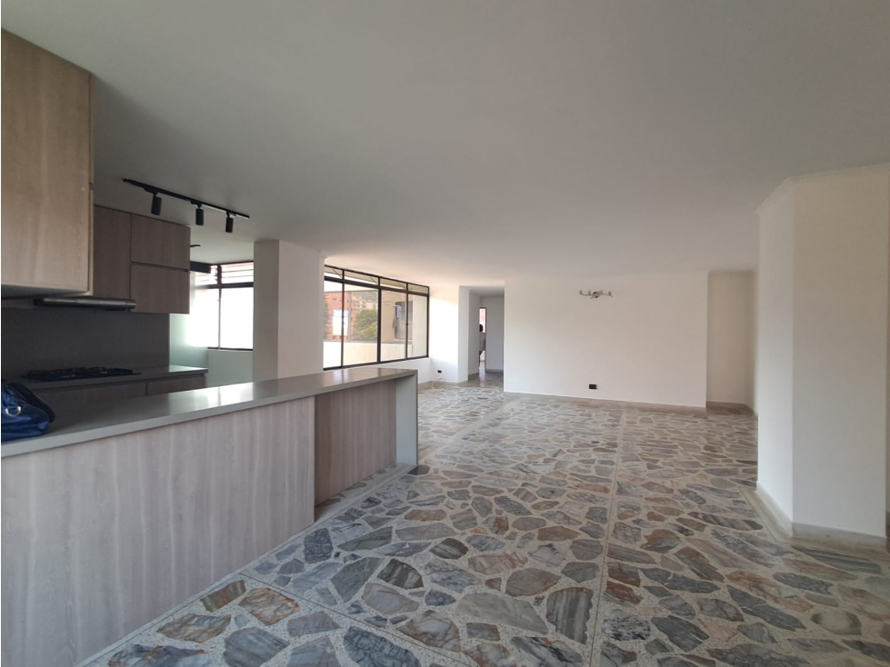 Apartment for rent in Laureles, Medellín
