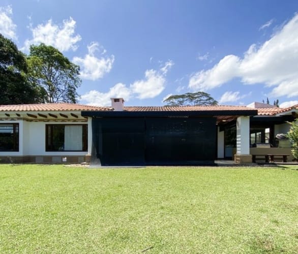 Casa de 4 alcobas en venta en Llano Grande, Rionegro, 450 m² · foto 3 de 24
