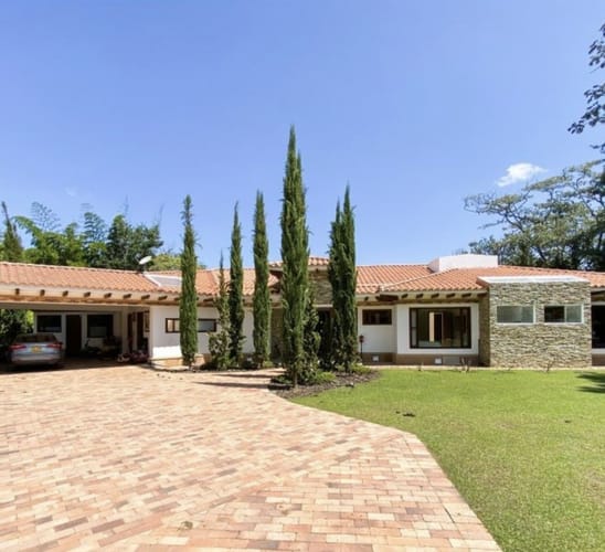 Casa de 4 alcobas en venta en Llano Grande, Rionegro, 450 m² · foto 4 de 24