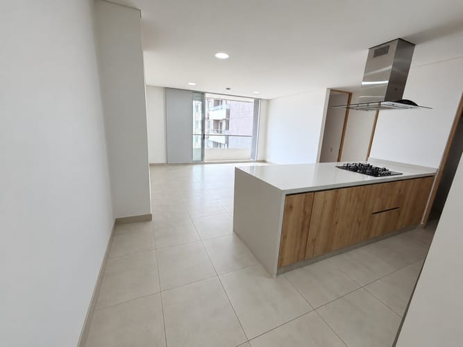 Apartamento de 2 alcobas en venta en Senderos Del Lili, Cali, 70 m² · foto 8 de 12
