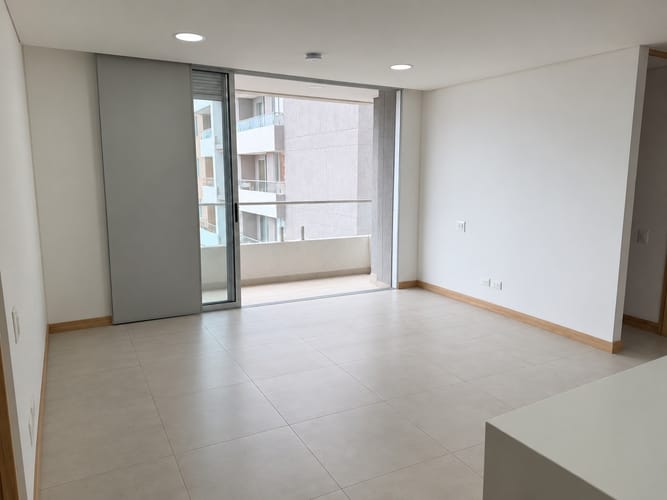 Apartamento de 2 alcobas en venta en Senderos Del Lili, Cali, 70 m² · foto 10 de 12
