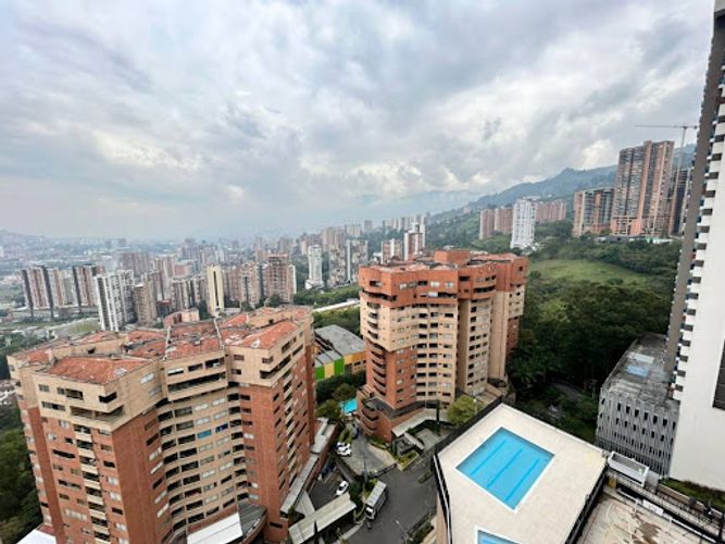 Apartamento de 3 alcobas en venta en Aves Maria, Sabaneta, 75 m² · foto 2 de 22