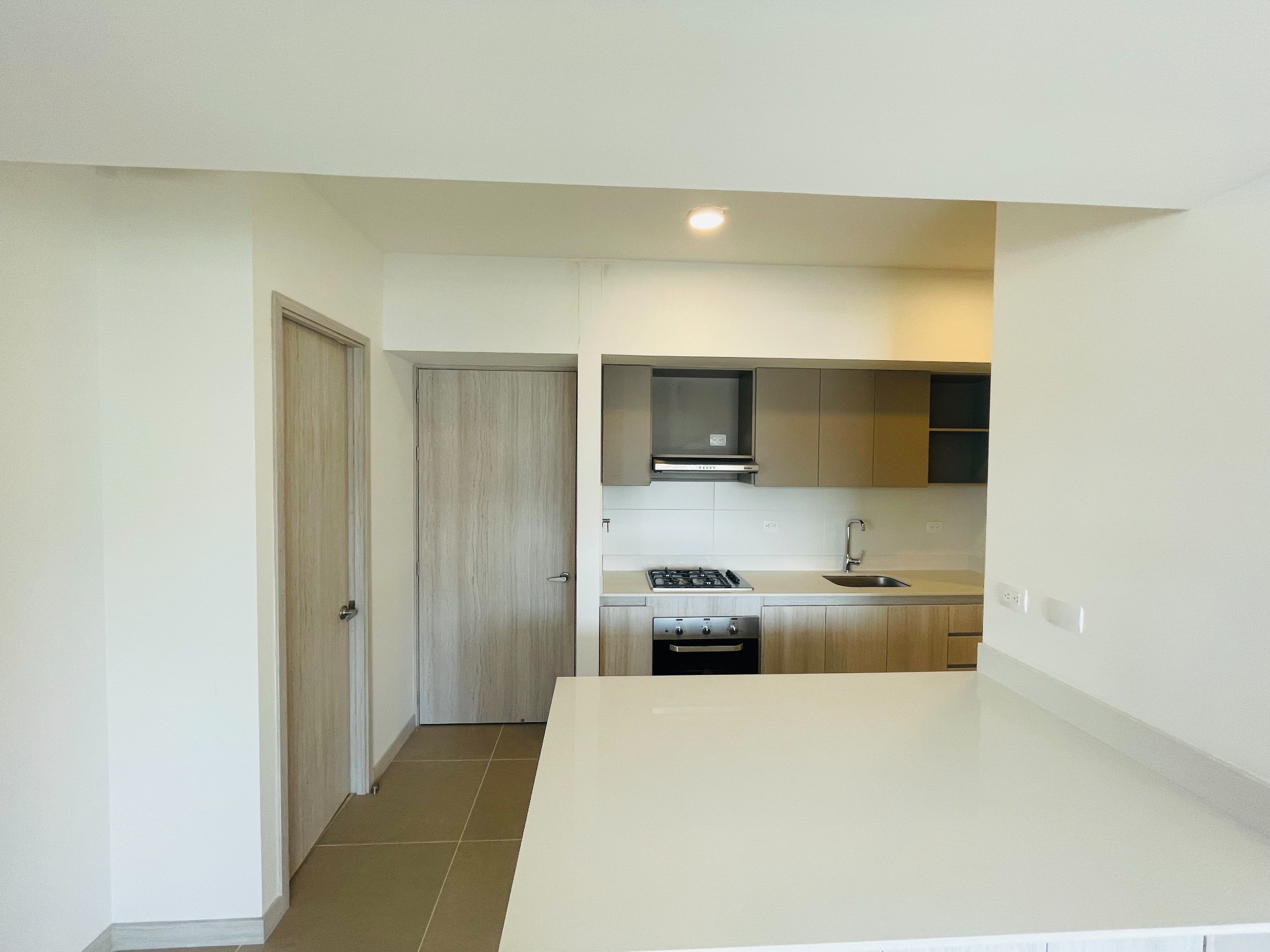 Apartamento en arriendo en Ciudad Del Río, Medellín · foto 4 de 20