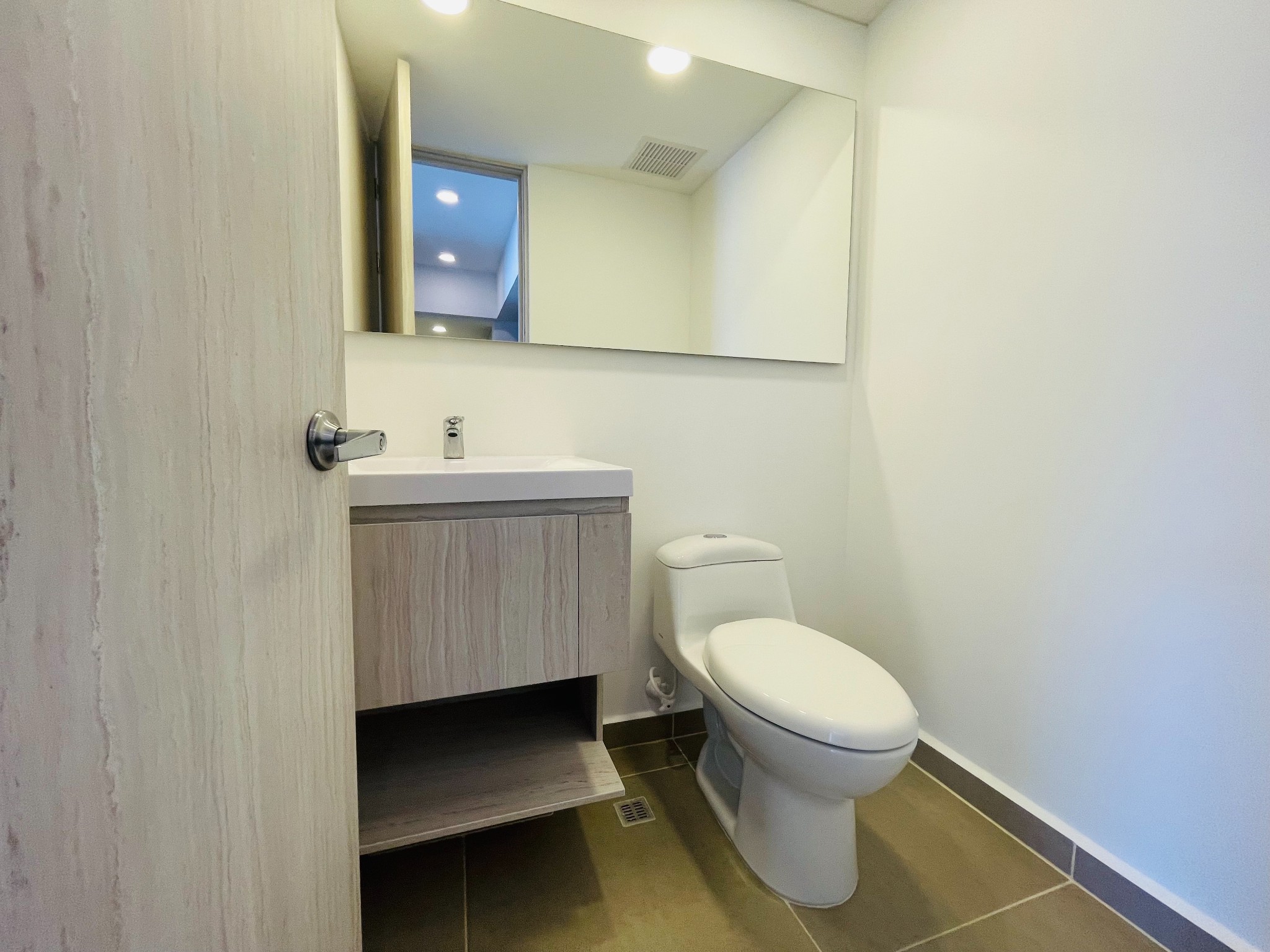 Apartamento en arriendo en Ciudad Del Río, Medellín · foto 13 de 20