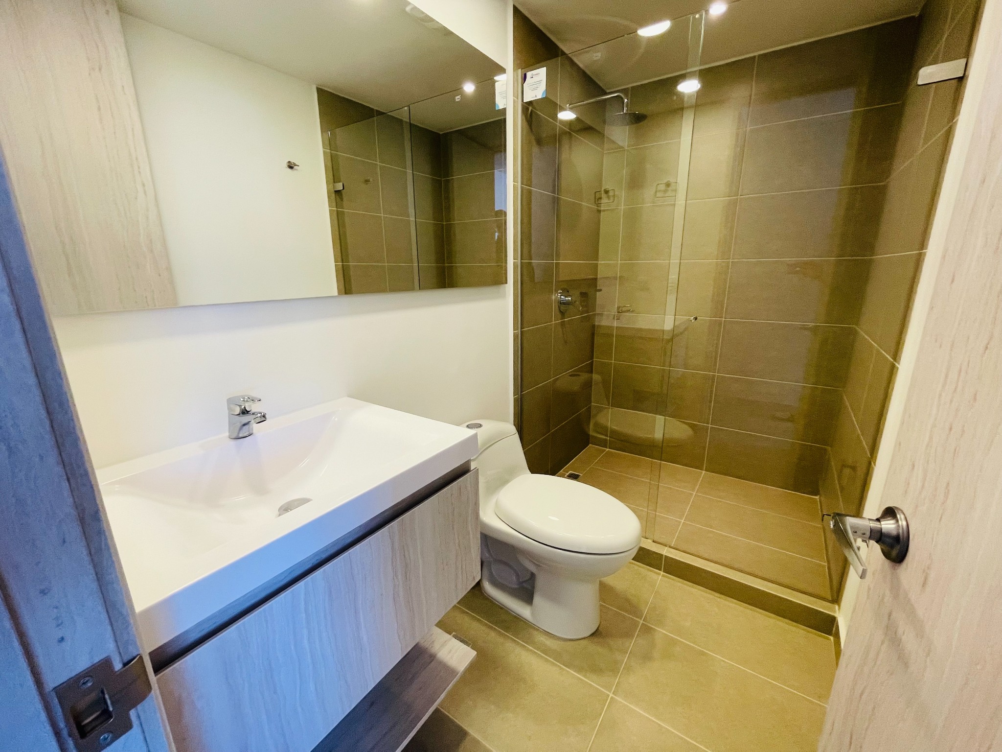 Apartamento en arriendo en Ciudad Del Río, Medellín · foto 16 de 20