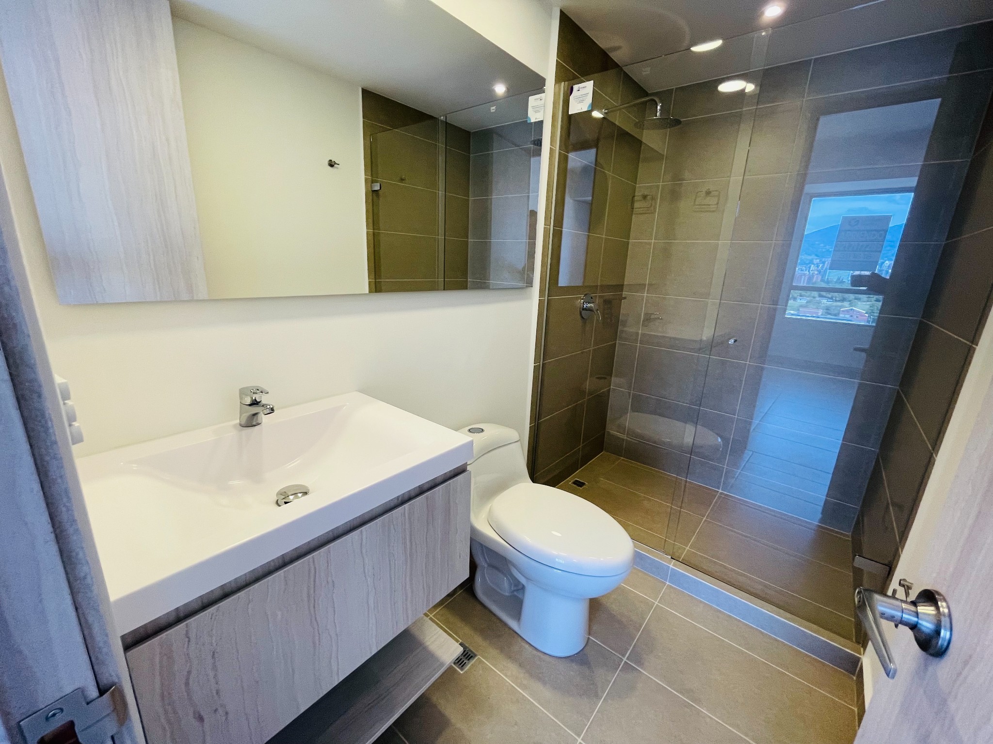Apartamento en arriendo en Ciudad Del Río, Medellín · foto 17 de 20
