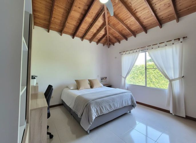 Casa de 3 alcobas en venta en Las Mercedes, Jamundí, 291 m² · foto 15 de 24