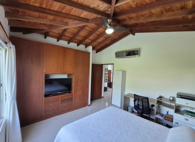 Casa de 3 alcobas en venta en Las Mercedes, Jamundí, 291 m² · foto 14 de 24