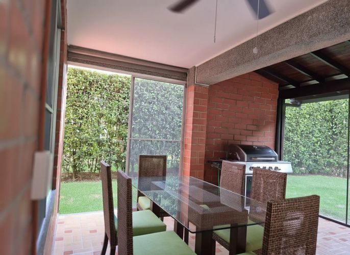 Casa de 3 alcobas en venta en Las Mercedes, Jamundí, 291 m² · foto 8 de 24