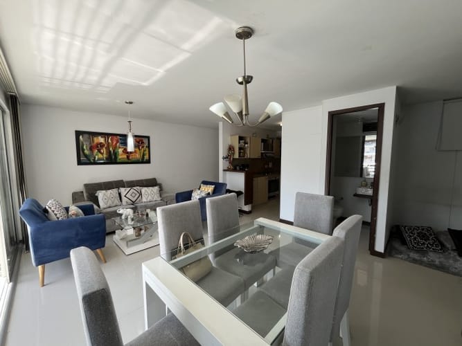 Apartamento de 3 alcobas en venta en Bochalema, Cali, 85 m² · foto 2 de 21