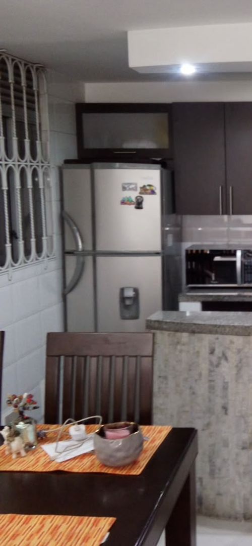 Apartamento en venta en La Felicidad, Bogotá · foto 7 de 9