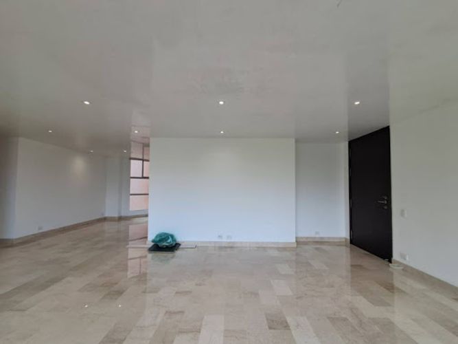 Apartamento de 4 alcobas en arriendo en Urbanizacion Villa Linda, Medellín, 180 m² · foto 2 de 24