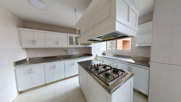 Apartamento de 4 alcobas en venta en El Ingenio, Cali, 207 m² · foto 4 de 18