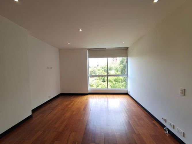Apartamento de 4 alcobas en arriendo en Urbanizacion Villa Linda, Medellín, 180 m² · foto 14 de 24