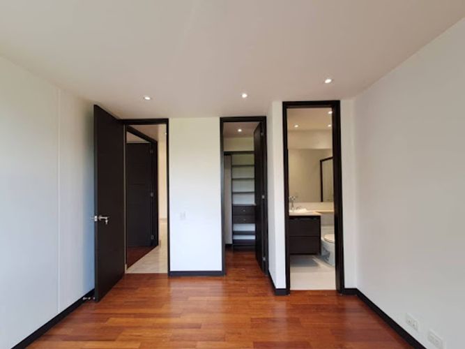 Apartamento de 4 alcobas en arriendo en Urbanizacion Villa Linda, Medellín, 180 m² · foto 17 de 24