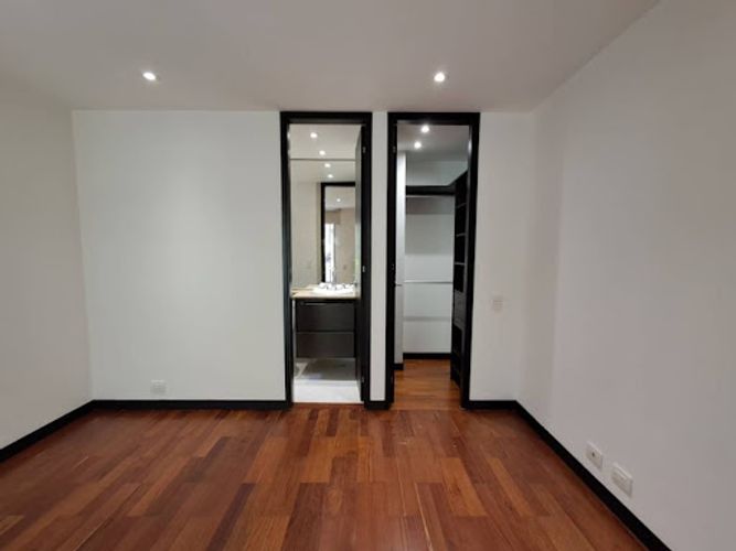 Apartamento de 4 alcobas en arriendo en Urbanizacion Villa Linda, Medellín, 180 m² · foto 18 de 24